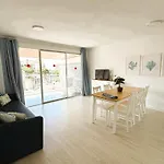 Santa Rosa Palmyra * Salou